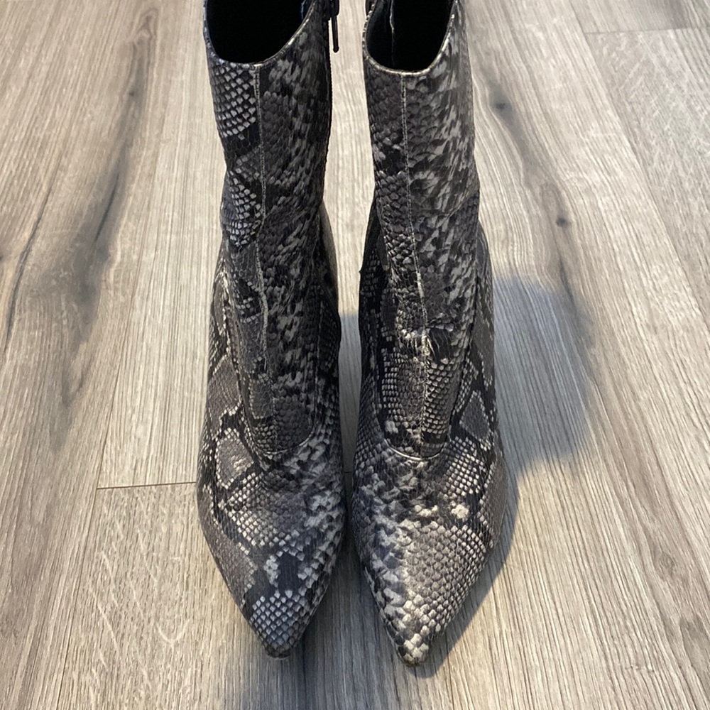 Nasty gal snake skin boots